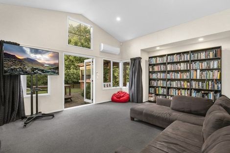 Photo of property in 5 Magic Way, Randwick Park, Auckland, 2105