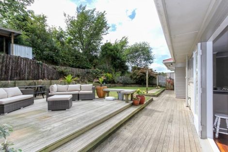 Photo of property in 32 Clawton Street, Westown, New Plymouth, 4310