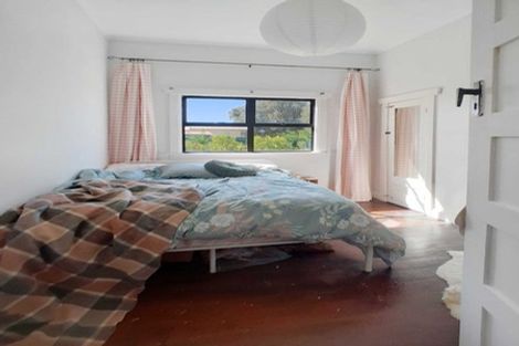 Photo of property in 87 South Road, Manaia, 4612