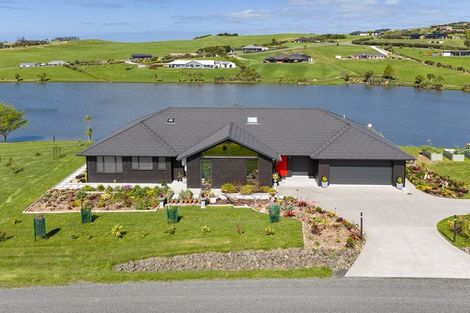 Photo of property in 29 Daniel Parade, Mangawhai, 0975