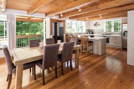 Photo of property in 37a Trelawn Place, Cockle Bay, Auckland, 2014