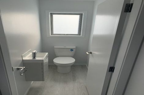 Photo of property in 22 Koru Loop, Paraparaumu, 5032