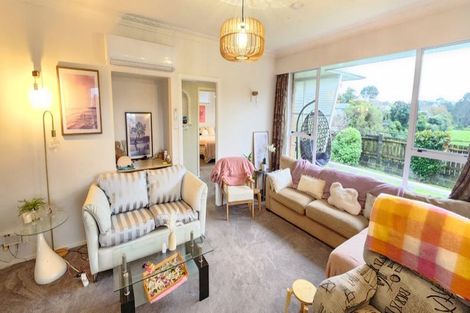 Photo of property in 2 Hood Place, Spotswood, New Plymouth, 4310