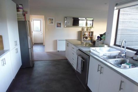 Photo of property in 6 Ross Grove, Paraparaumu, 5032