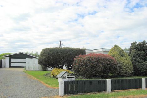 Photo of property in 96 Main North Road, Woodend, 7610