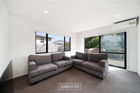 Photo of property in 90 Chelburn Crescent, Mangere East, Auckland, 2024