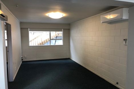 Photo of property in 35 Scarborough Terrace, Mount Victoria, Wellington, 6011