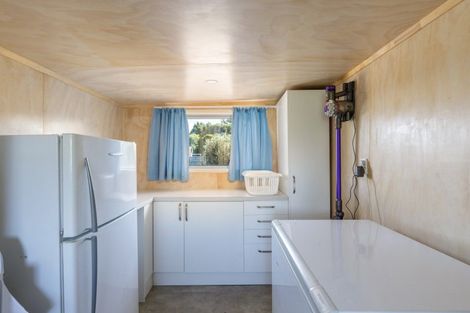 Photo of property in 30 Takiroa Street, Urenui, 4375