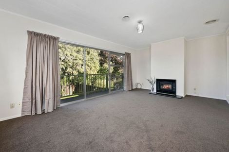 Photo of property in 8 Dawn Grove, Brown Owl, Upper Hutt, 5018