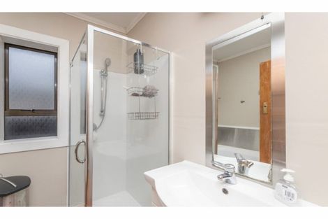 Photo of property in 1/65 Northcote Road, Northcote, Christchurch, 8052