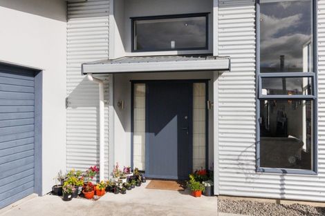 Photo of property in 1b Carthew Street, Feilding, 4702