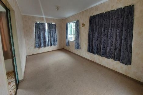 Photo of property in 3 Rathgar Road, Henderson, Auckland, 0610