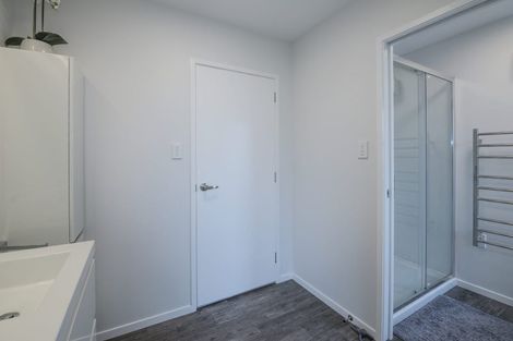 Photo of property in 14a West Lynn Road, Titirangi, Auckland, 0604