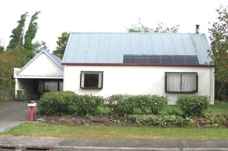 Photo of property in 91 Manhattan Heights, Glendene, Auckland, 0602