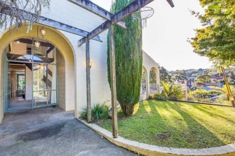 Photo of property in 70 Mayfair Crescent, Mairangi Bay, Auckland, 0630