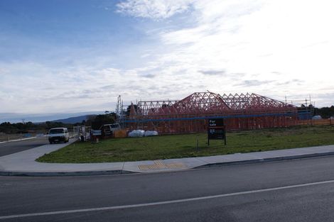 Photo of property in 9 Pihoihoi Close, Waikanae, 5036