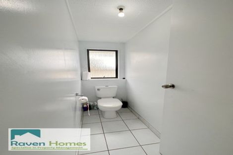 Photo of property in 1/16 Merton Avenue, Glenfield, Auckland, 0627