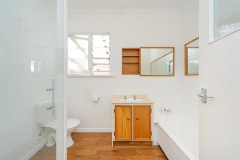 Photo of property in 15 Maunder Street, Marton, 4710