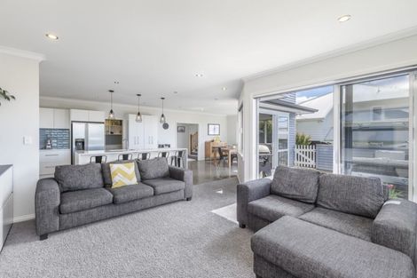 Photo of property in 4 Fig Tree Lane, Silverdale, 0932