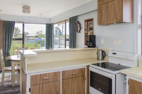 Photo of property in 73 Stuart Street, Holmes Hill, Oamaru, 9401