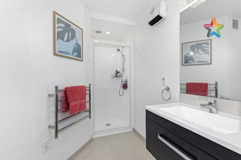 Photo of property in 95 Dowse Drive, Maungaraki, Lower Hutt, 5010