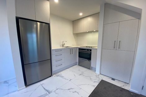 Photo of property in 2/318 Oxford Terrace, Avalon, Lower Hutt, 5011