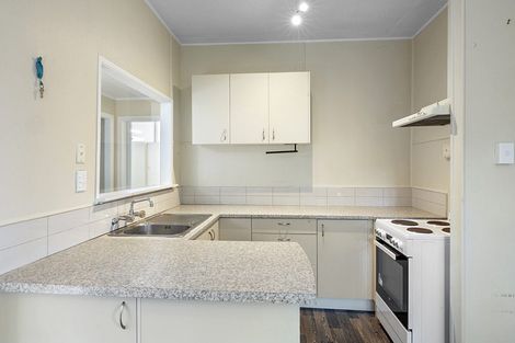 Photo of property in 105 Fulford Street, New Plymouth, 4310