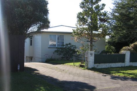 Photo of property in 31 Bodi Place, Te Atatu South, Auckland, 0610