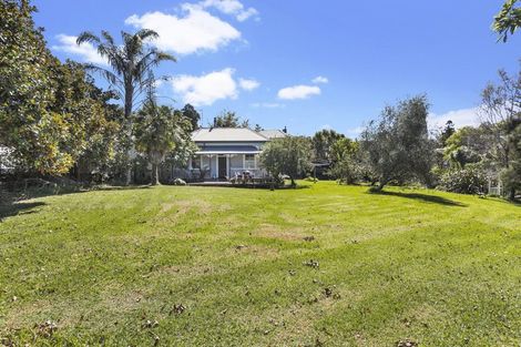 Photo of property in 9 Withers Road, Glen Eden, Auckland, 0602