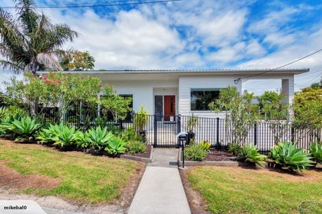 Photo of property in 267 Vipond Road, Stanmore Bay, Whangaparaoa, 0932