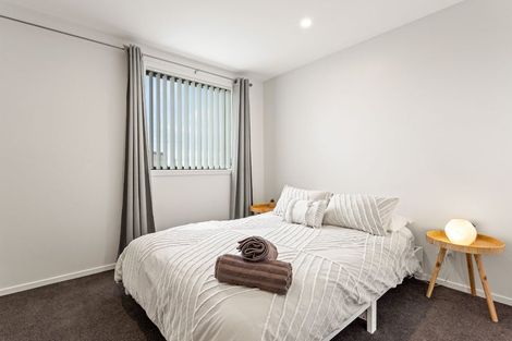 Photo of property in 5/3234 Great North Road, New Lynn, Auckland, 0600