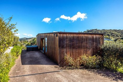 Photo of property in 33c Ocean Road, Surfdale, Waiheke Island, 1081