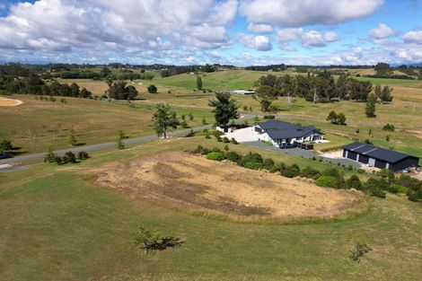 Photo of property in 17 Deck Road, Tasman, 7173
