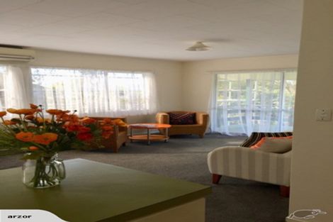 Photo of property in 127 Park Avenue, Whangamata, 3620