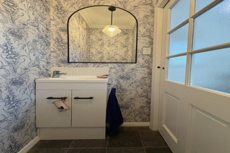 Photo of property in 26 Waitohu Road, York Bay, Lower Hutt, 5013