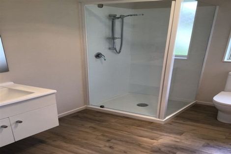 Photo of property in 24 Te Arai Point Road, Te Arai, Wellsford, 0975