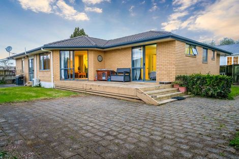 Photo of property in 5a Rewa Street, New Lynn, Auckland, 0600