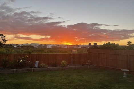 Photo of property in 14 Pelorus Place, Pakuranga, Auckland, 2010