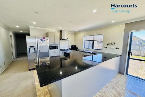 Photo of property in 17 Goh Place, Manurewa, Auckland, 2105