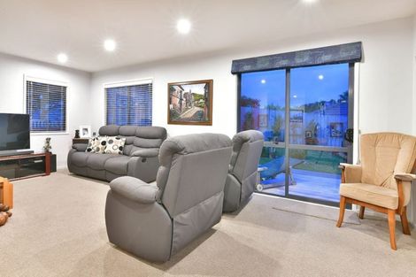 Photo of property in 14 Commodore Court, Gulf Harbour, Whangaparaoa, 0930