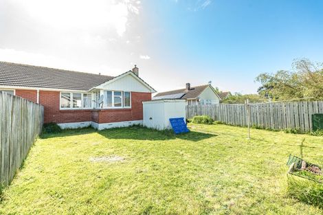 Photo of property in 14 Rogers Street, Castlecliff, Whanganui, 4501