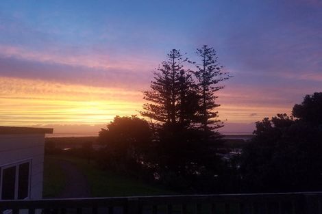 Photo of property in 97 Burundi Avenue, Clendon Park, Auckland, 2103