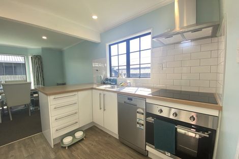 Photo of property in 41 Birchfield Avenue, Dallington, Christchurch, 8061