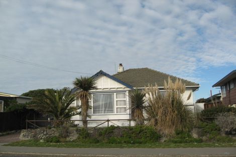Photo of property in 11 Hood Street, New Brighton, Christchurch, 8061