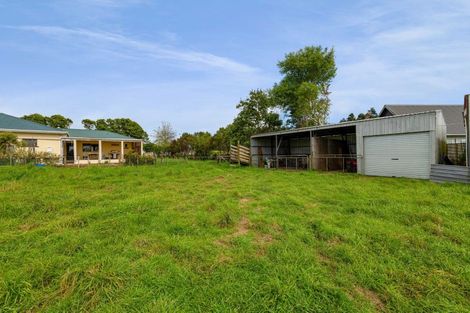 Photo of property in 275 Henwood Road, Paraite, New Plymouth, 4372