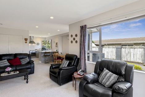 Photo of property in 60a Te Rauparaha Street, Otaki, 5512