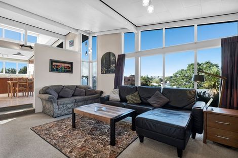 Photo of property in 94a Bayly Road, Blagdon, New Plymouth, 4310