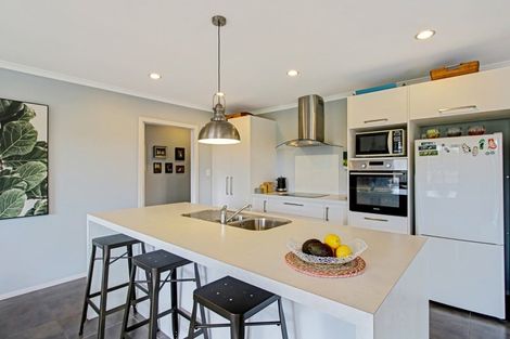 Photo of property in 9 Oxnam Place, Foxton Beach, Foxton, 4815