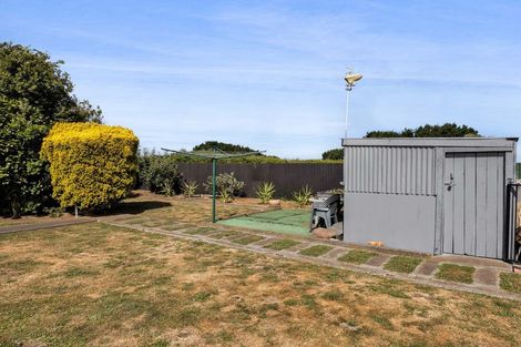 Photo of property in 14 Buchanan Place, Hawera, 4610
