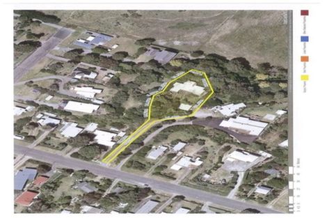 Photo of property in 36 Ngaio Street, Otaki Beach, Otaki, 5512